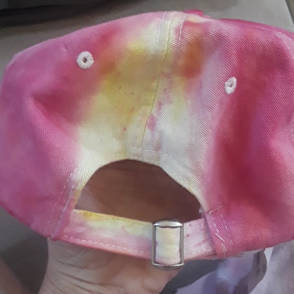 NWT PacSun women's tie-dye hat - Picture 2 of 3
